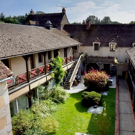 Le Relais Du Chateau Saint-Fargeau  Exterior photo
